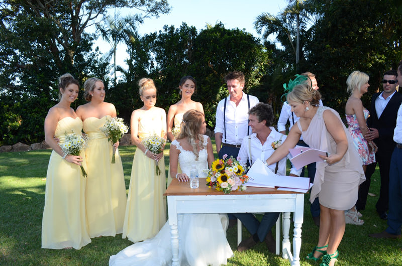 wedding-signing